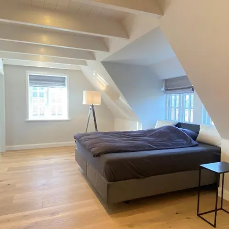 Holiday home Reethues Oevenum- Klassik Trifft Auf Moderne Oevenum