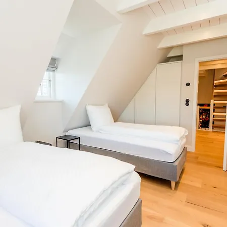 Reethues Oevenum- Klassik Trifft Auf Moderne Holiday home